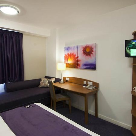 Premier Inn Sheffield Arena Exterior photo