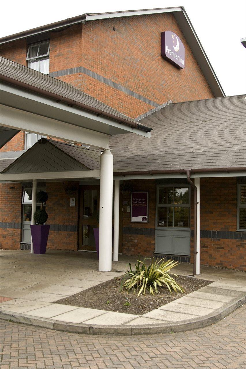 Premier Inn Sheffield Arena Exterior photo