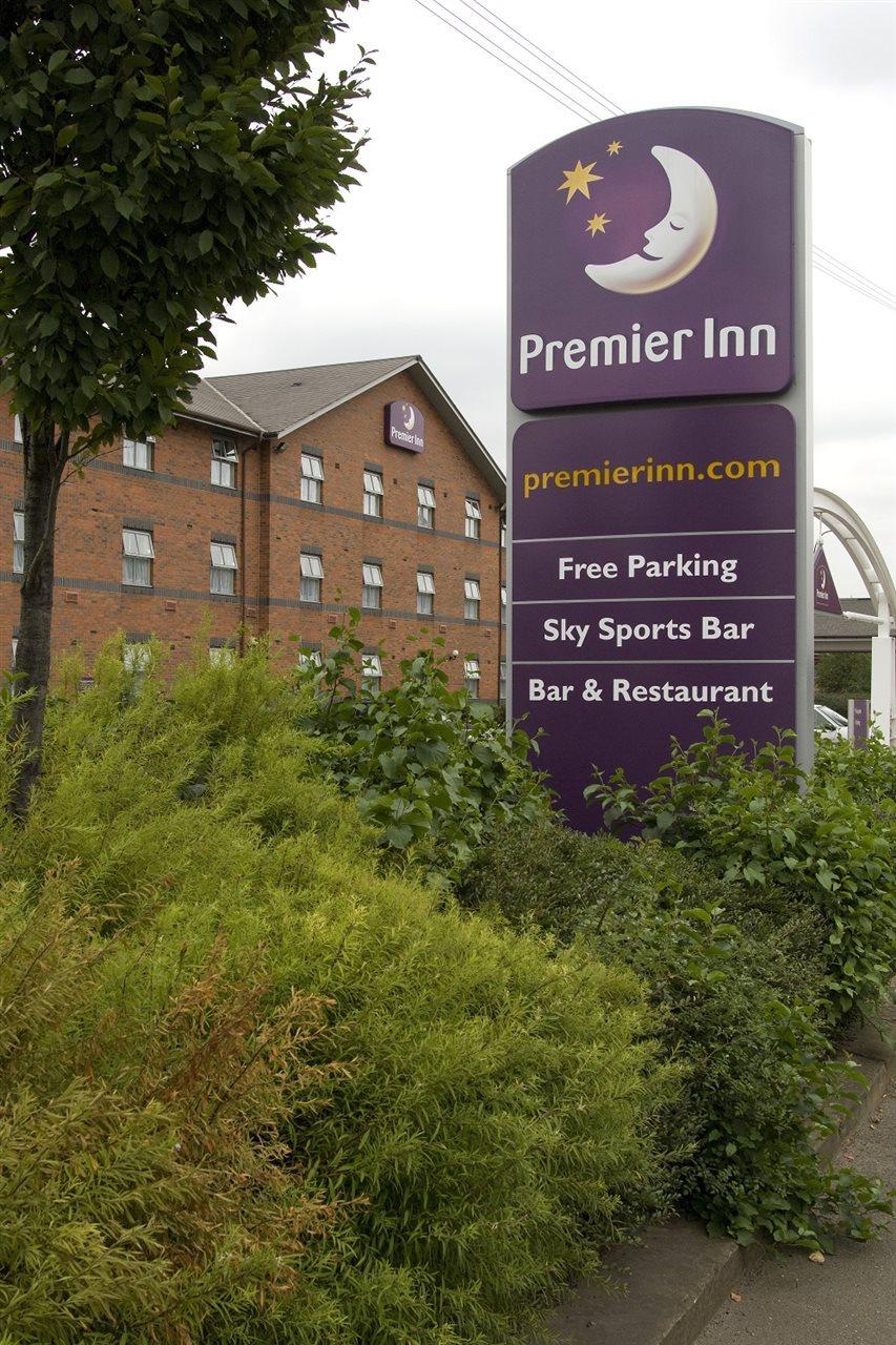 Premier Inn Sheffield Arena Exterior photo
