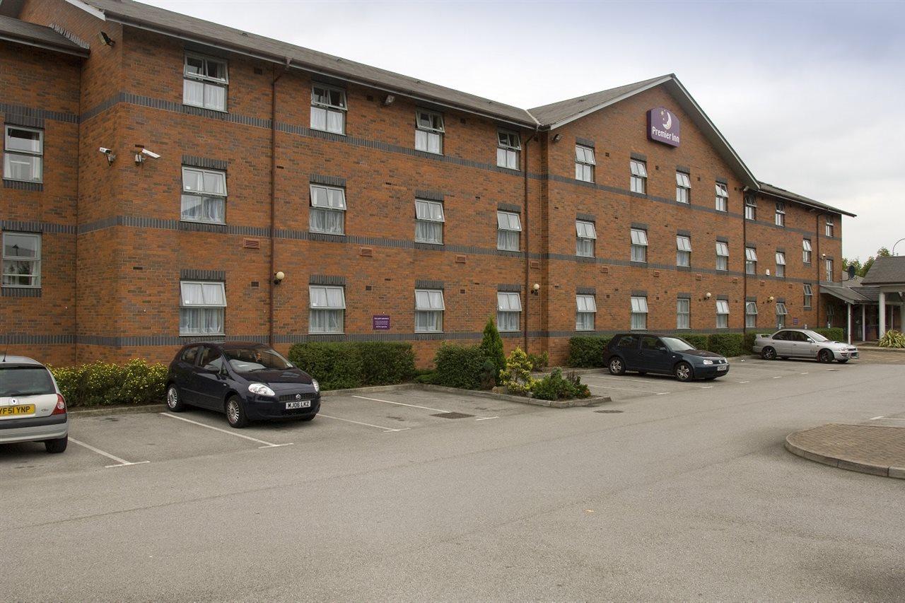 Premier Inn Sheffield Arena Exterior photo