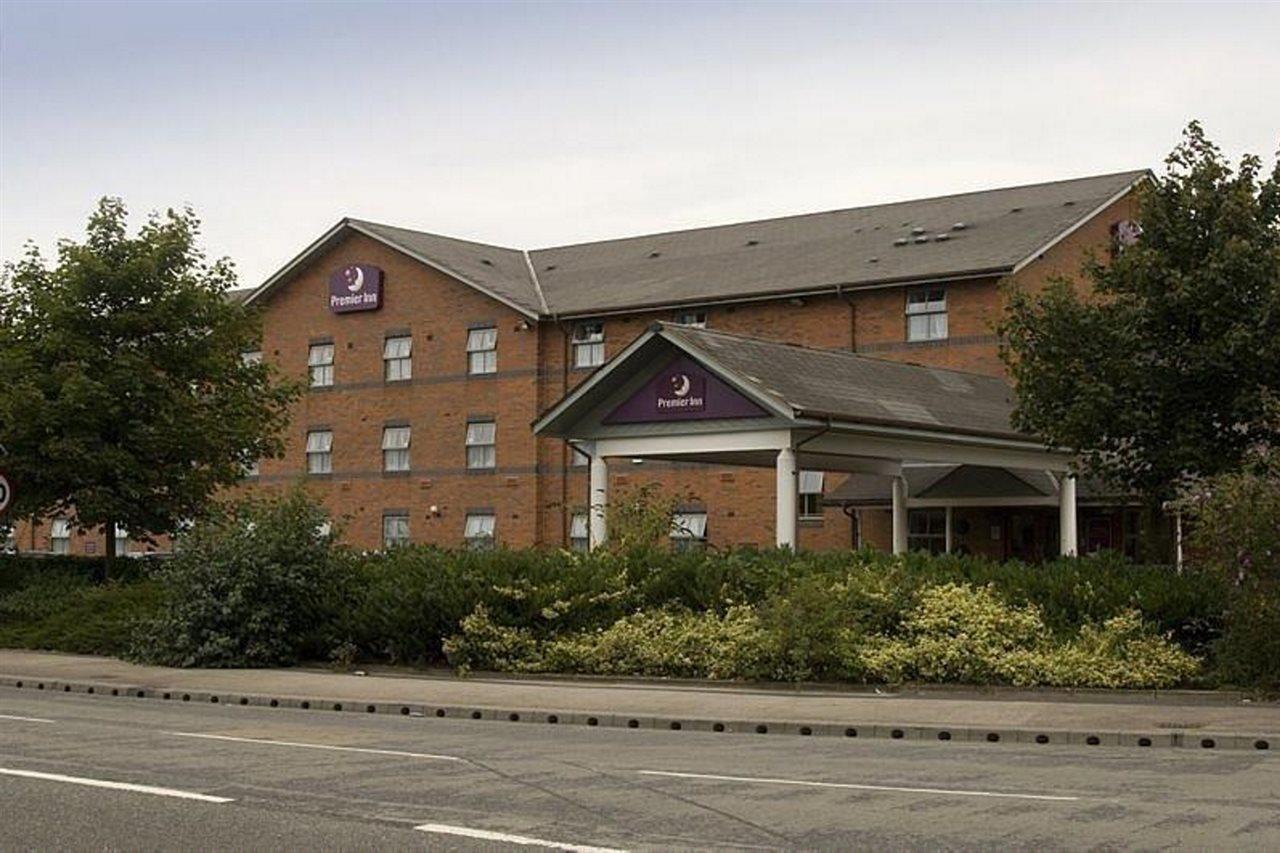 Premier Inn Sheffield Arena Exterior photo