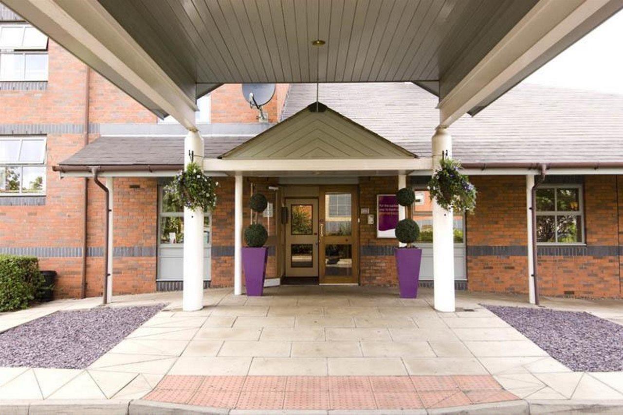 Premier Inn Sheffield Arena Exterior photo
